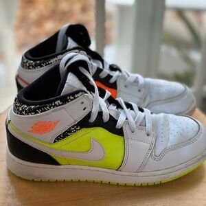 Nike Air Jordan MID Notebook 4.5y